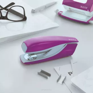 Zestaw Leitz Zszywacz Dziurkacz Fioletowy smartkleks.pl