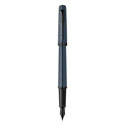 Parker Meridian Pióro wieczne Niebieski lakier z czarnymi wykończeniami Średnia końcówka 2247779