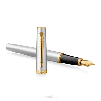 Parker Meridian Pióro wieczne Lakier chromowany ze złotymi wykończeniami Średnia końcówka 2231385