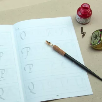 KURETAKE - ZESZYT ĆWICZEŃ DO KALIGRAFII ITALIC