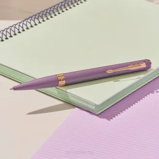 Parker Meridian Długopis Fioletowy lakier z różowymi złotymi wykończeniami Średnia końcówka 2247765