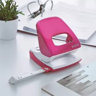 Dziurkacz metalowy Leitz Wow Nexxt Series Różowy smartkleks.pl